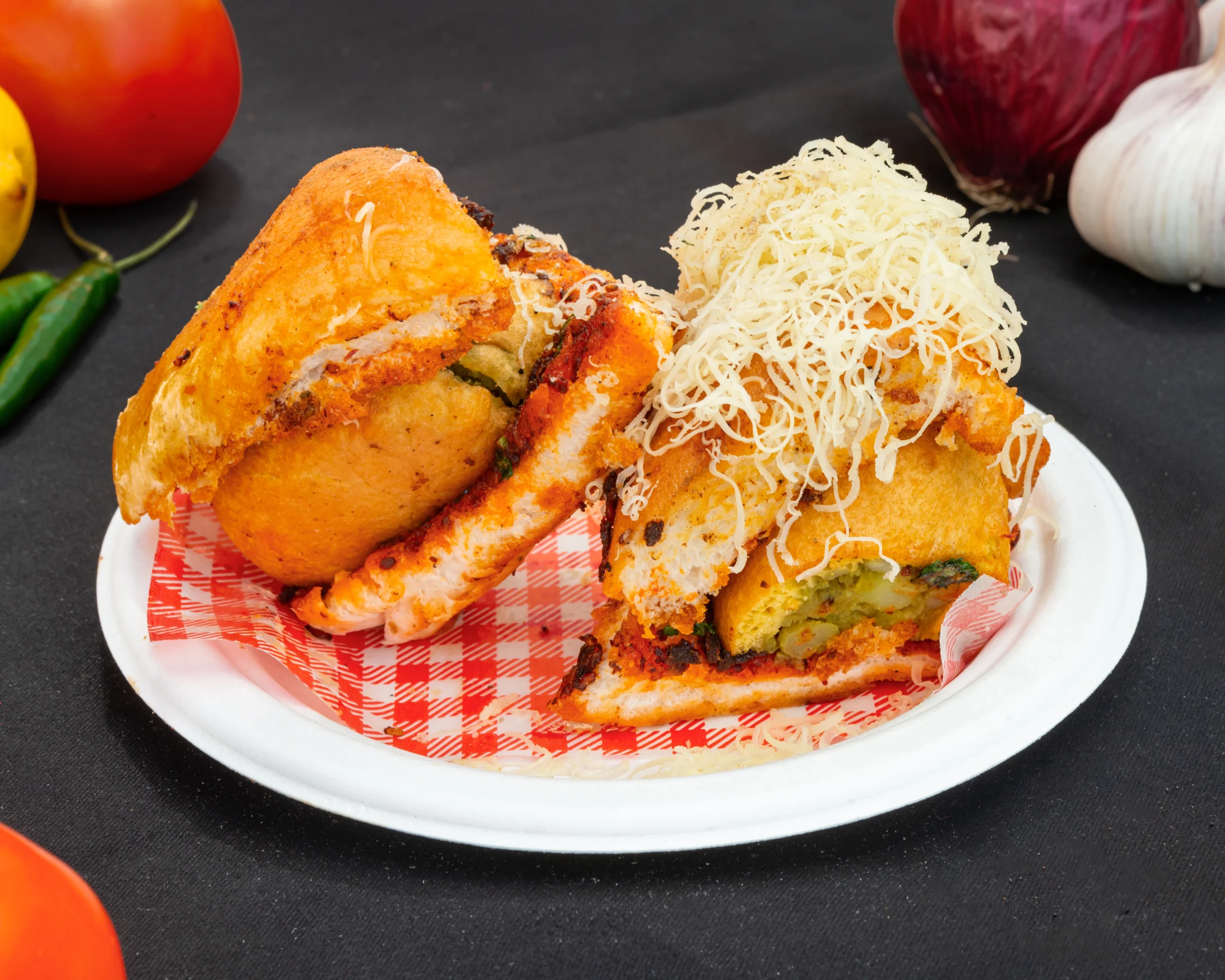 Tangychilli_ChilliCheeseVadapav